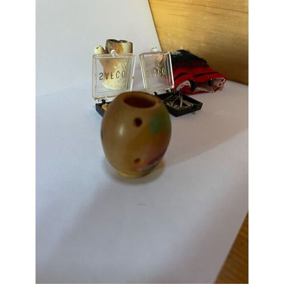 Lot of Dollhouse Items - Picture 7 of 8